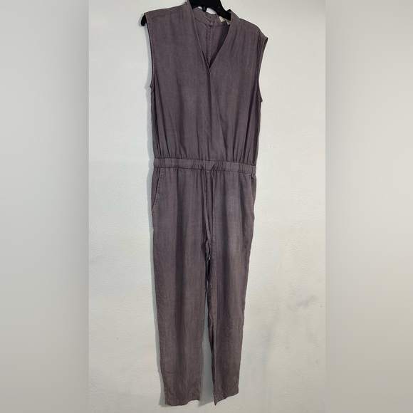 Anthropologie by Cloth and Stone Lilac Jumpsuit with Tapered Legs - Picture 2 of 16